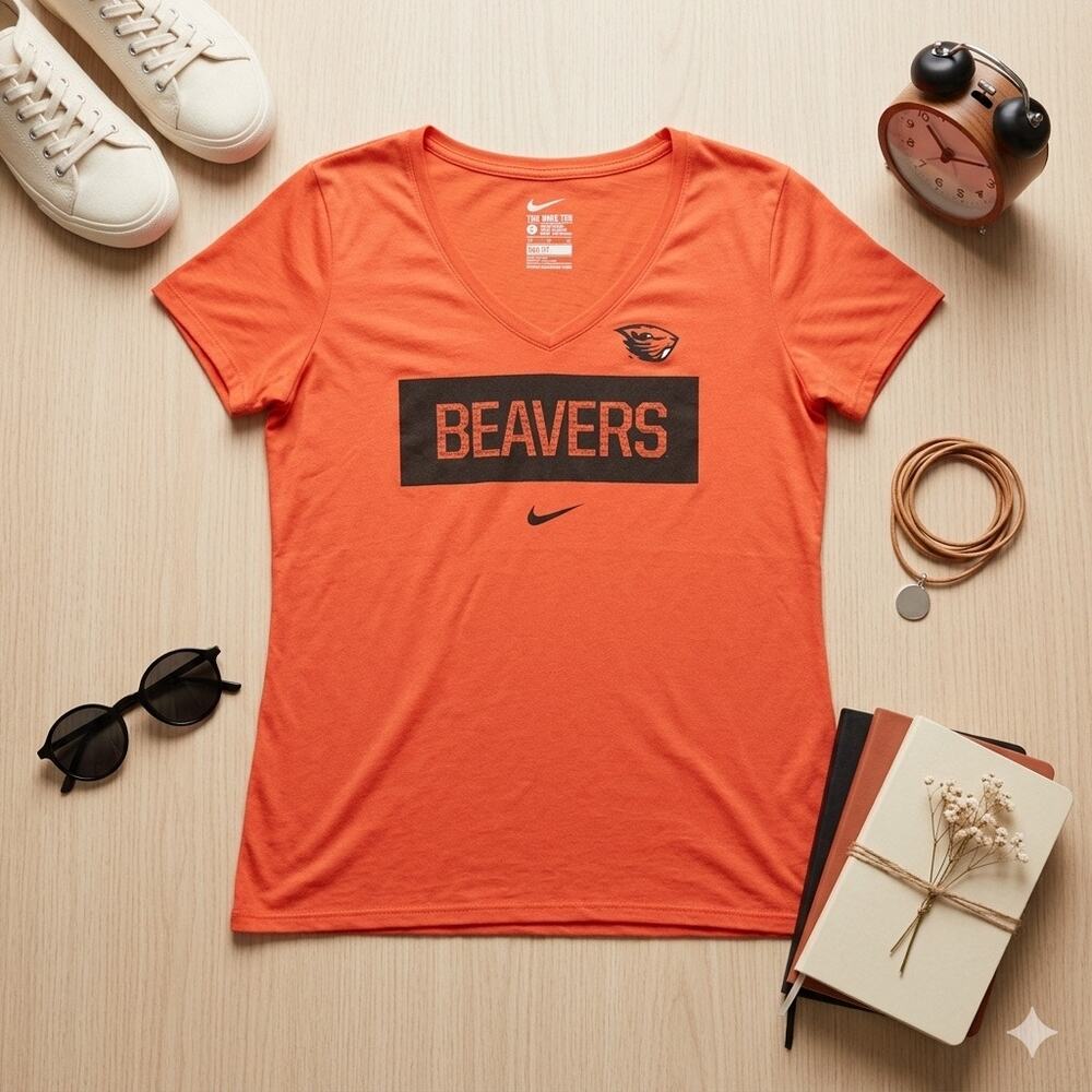 Nike Dri-FIT Oregon State Beavers V-Neck Graphic T-Shirt Orange Size XL